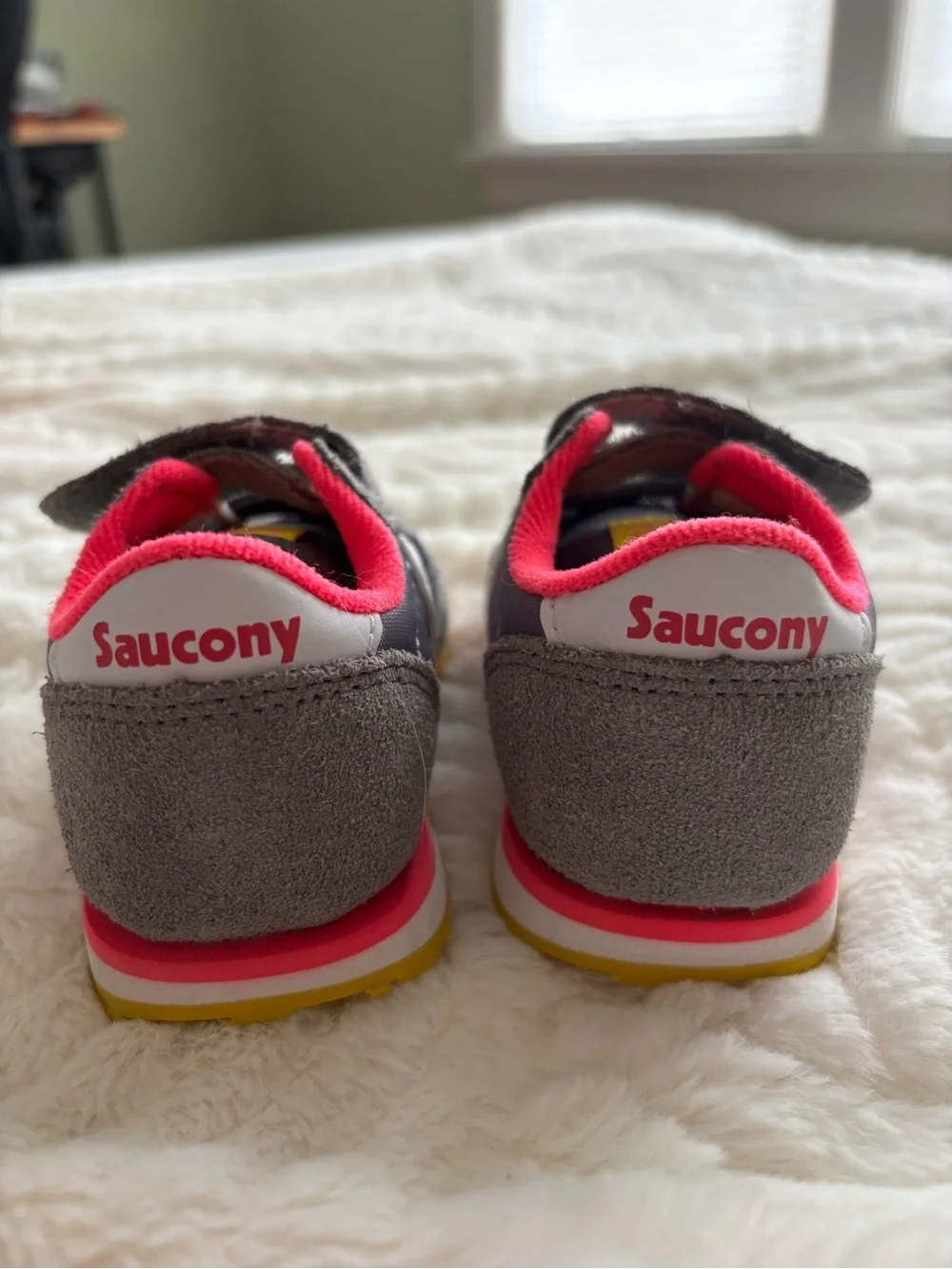 Saucony Kids Gray & Pink Retro-Style Sneakers